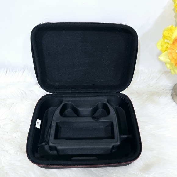 Nintendo Switch Protect and organize your  System with this Officially Nintendo - Picture 8 of 12